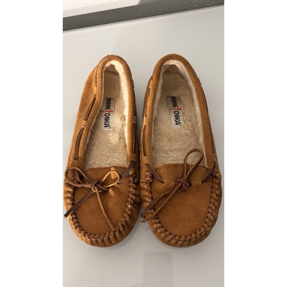 Minnetonka‎ Cally Suede Moccasin Slippers Tan Faux Fur Lined Womens Shoes